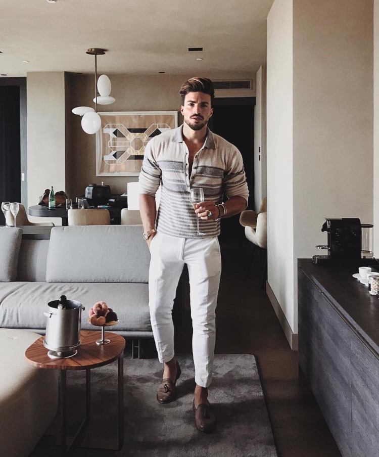 Stili Yakala : Mariano Divaio