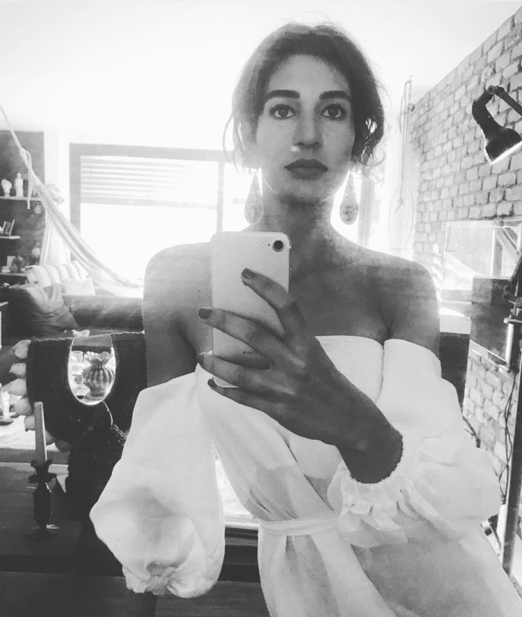 Mercek altında: Berrak Tüzünataç