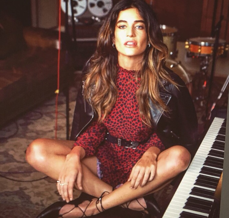 Mercek altında: Berrak Tüzünataç