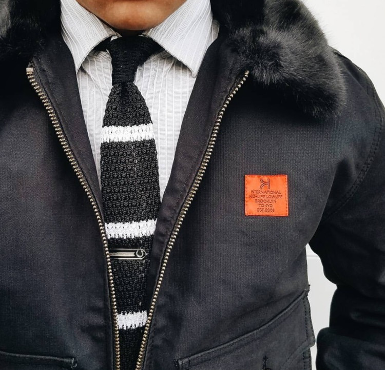 Takım elbise giyme sanatı