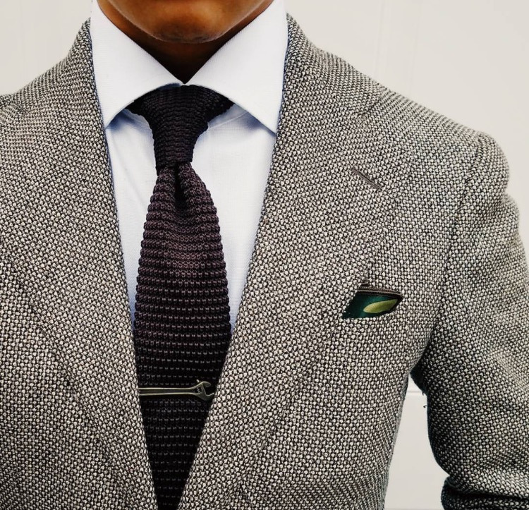 Takım elbise giyme sanatı