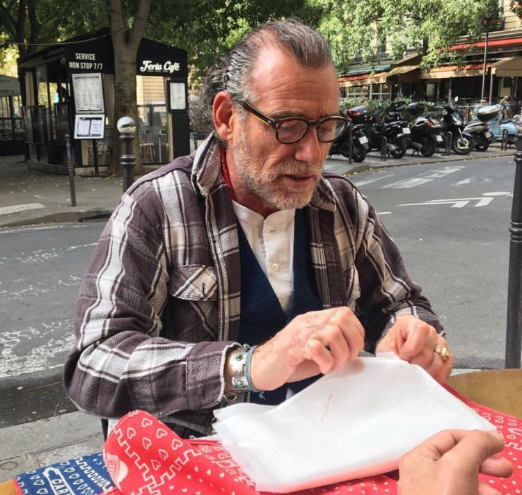 Stili yakala: Alessandro Squarzi