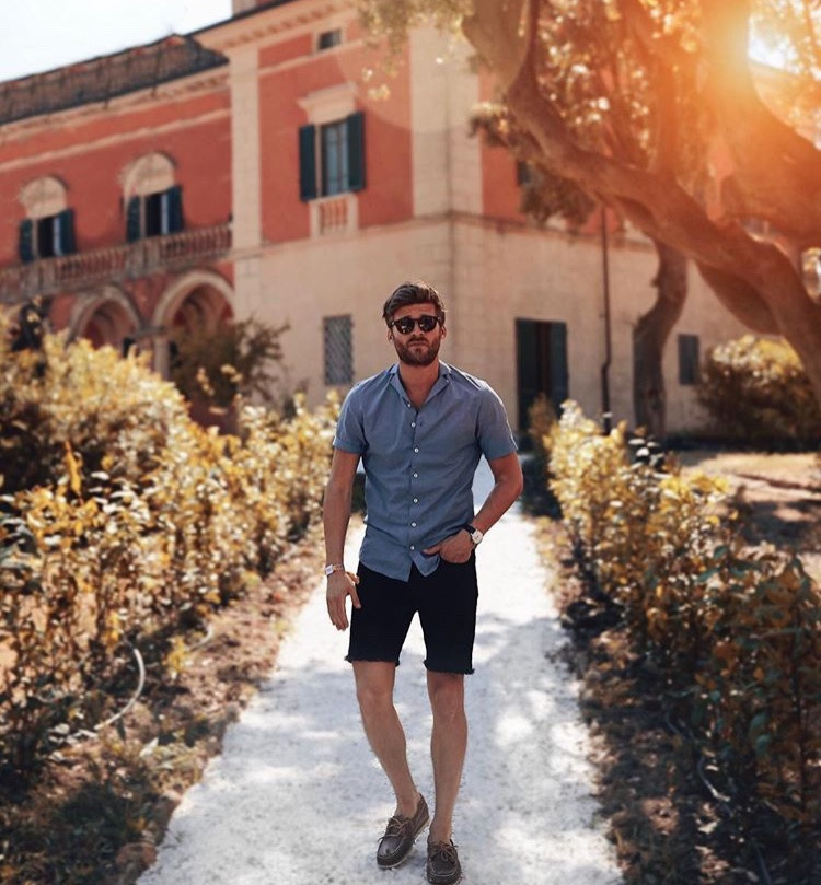 Stili yakala: Valery Escande