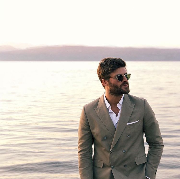 Stili yakala: Valery Escande