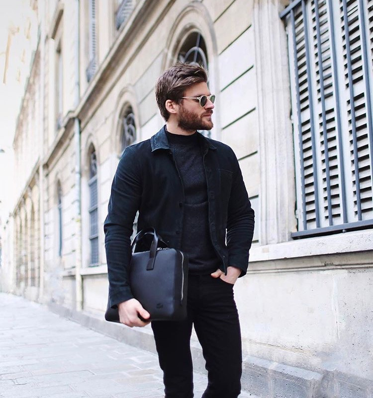 Stili yakala: Valery Escande