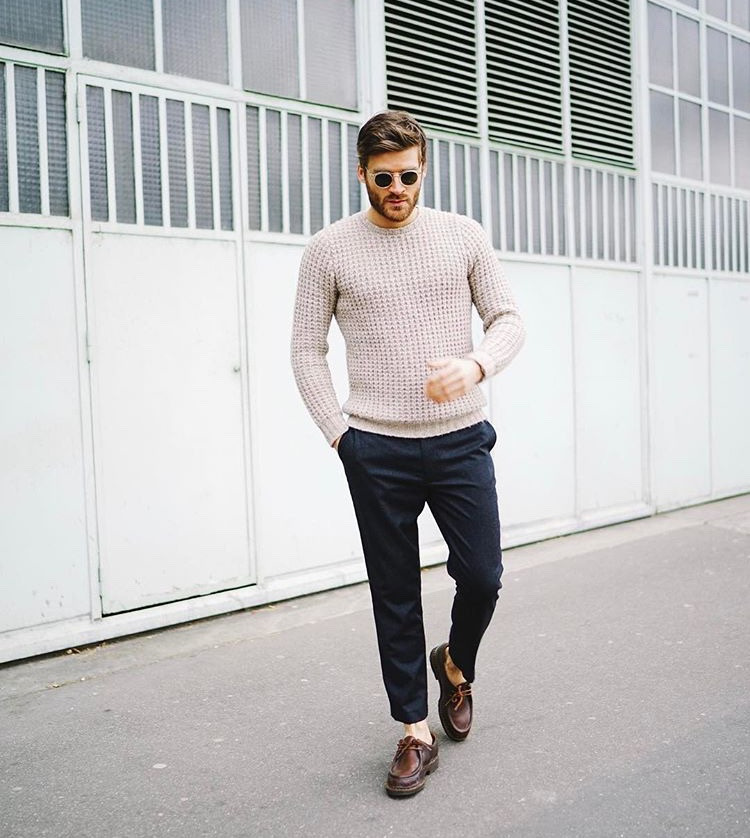 Stili yakala: Valery Escande