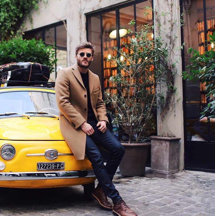 Stili yakala: Valery Escande