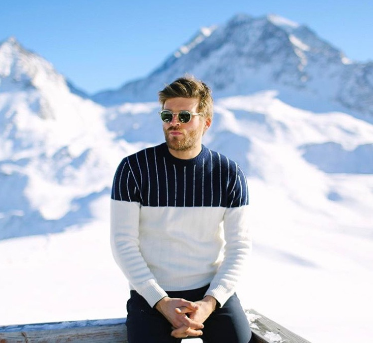 Stili yakala: Valery Escande