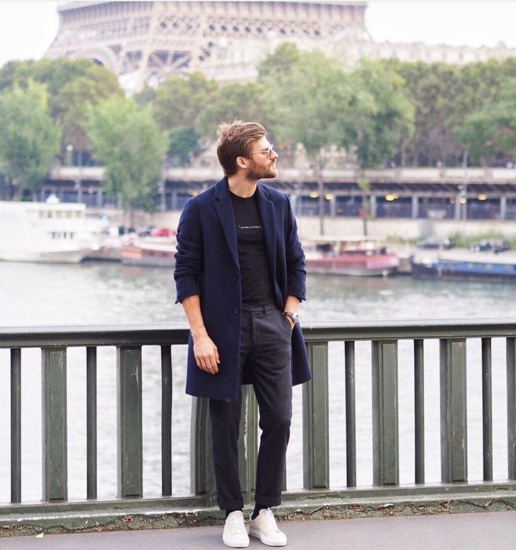 Stili yakala: Valery Escande