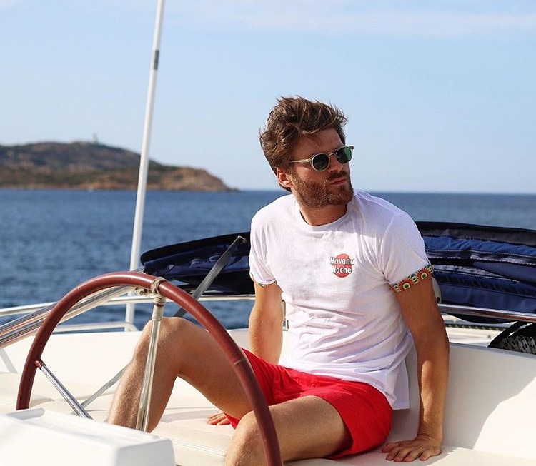 Stili yakala: Valery Escande