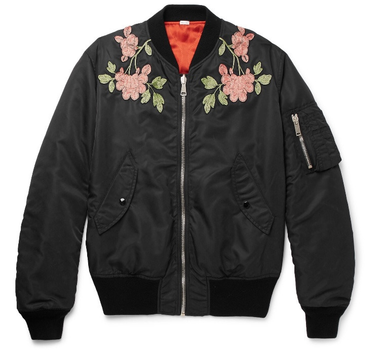 Her dönem iddialı: Siyah