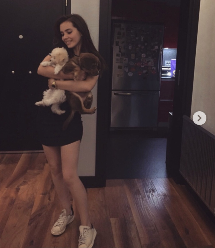 Mercek altında: Almila Ada