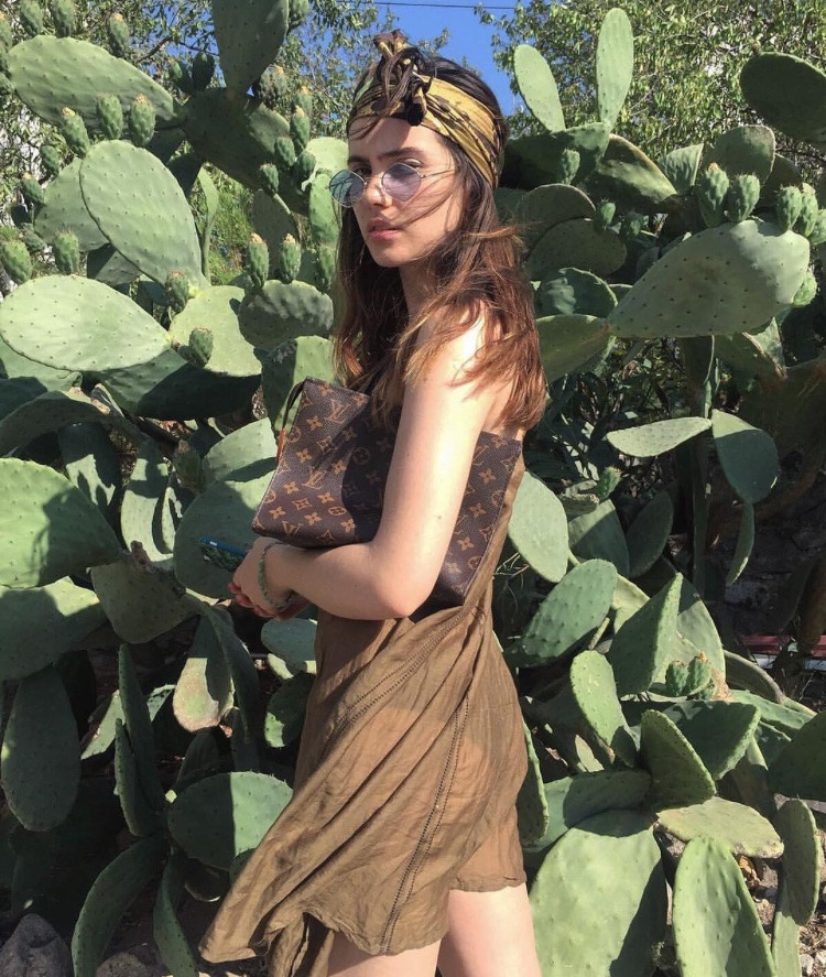 Mercek altında: Almila Ada