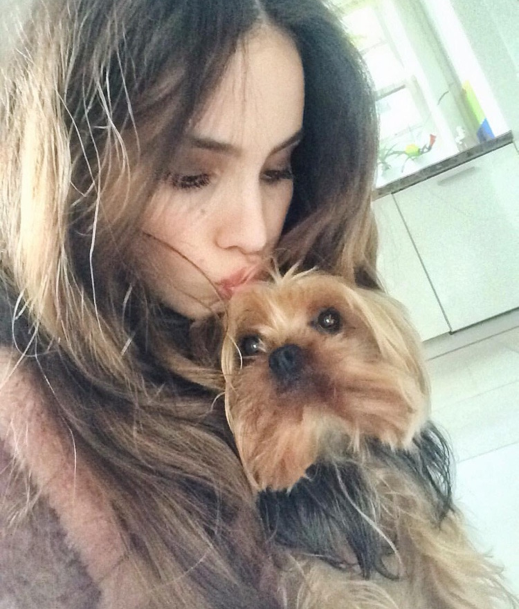 Mercek altında: Almila Ada