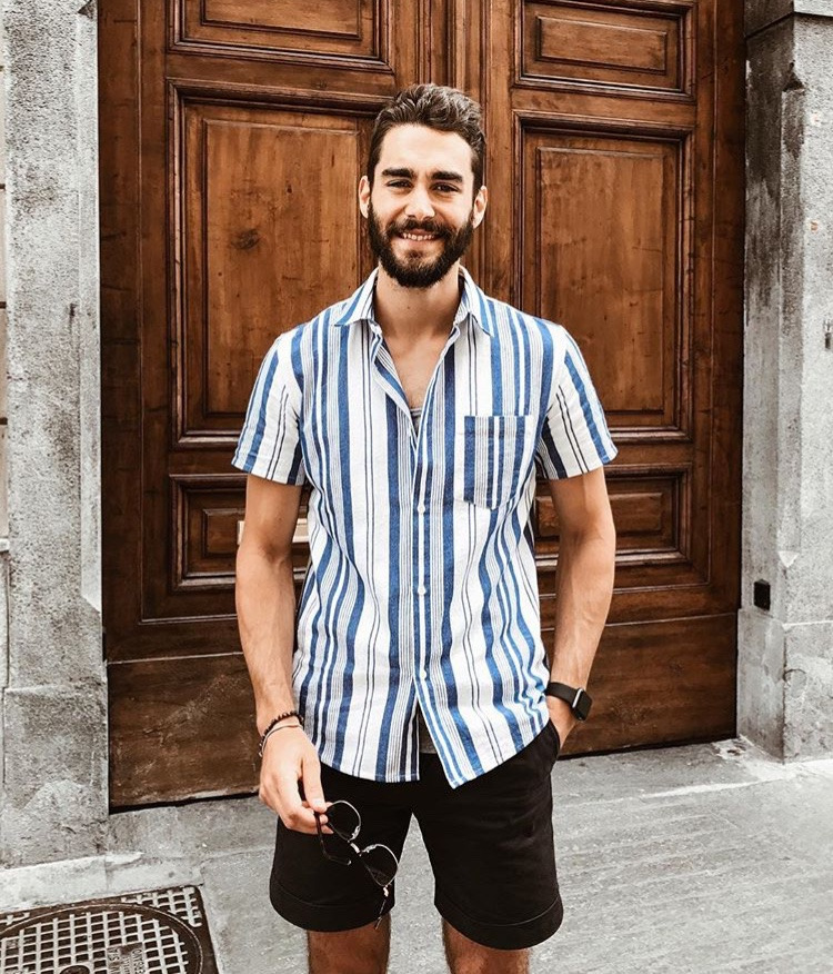 Stili yakala: Nicolas Simoes