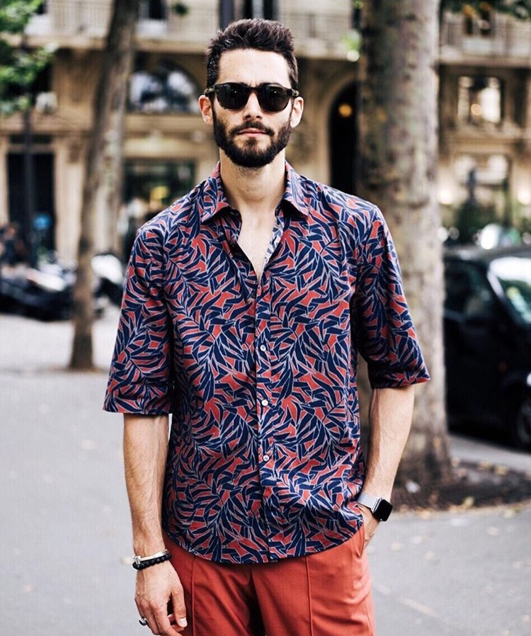 Stili yakala: Nicolas Simoes