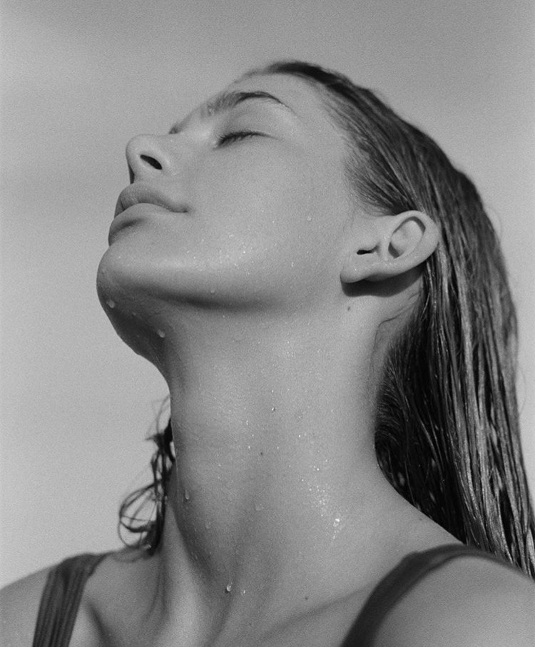 Instagram'ı sevmemiz için bir sebep daha : Camila Morrone