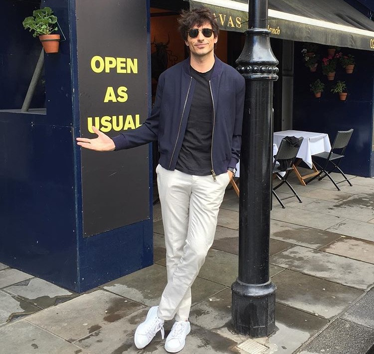 Stili yakala: Andrés Velencoso