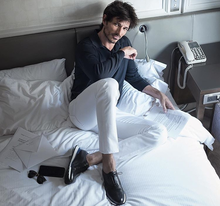 Stili yakala: Andrés Velencoso