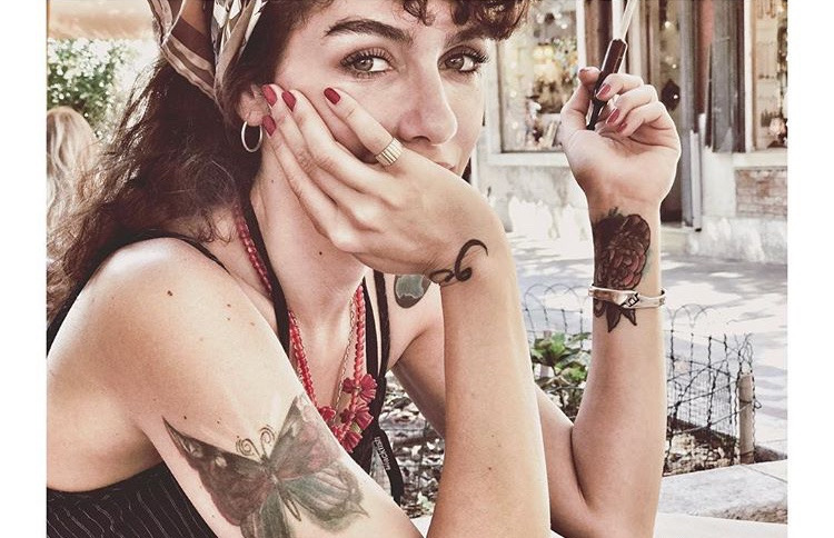 Mercek altında: Birce Akalay