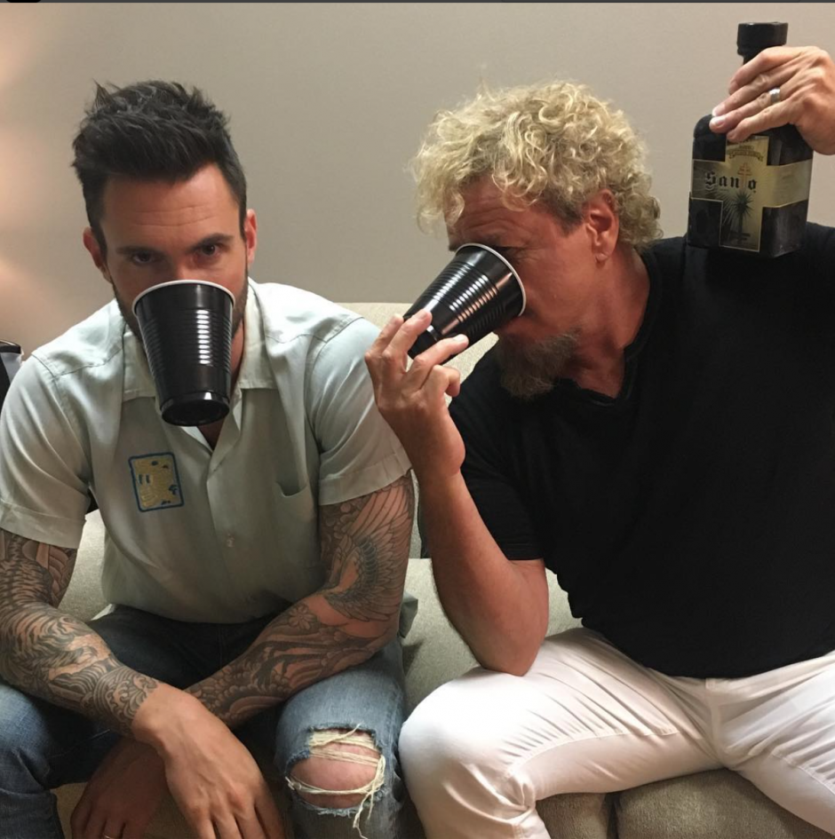 Instagram takibi: Adam Levine