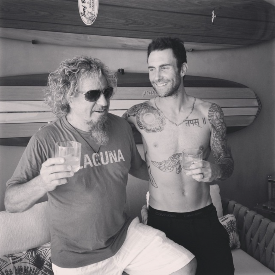 Instagram takibi: Adam Levine
