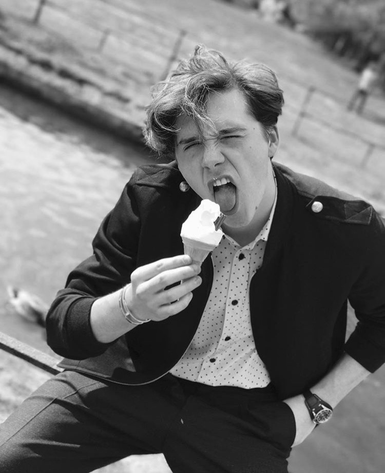 Stili yakala: Brooklyn Beckham