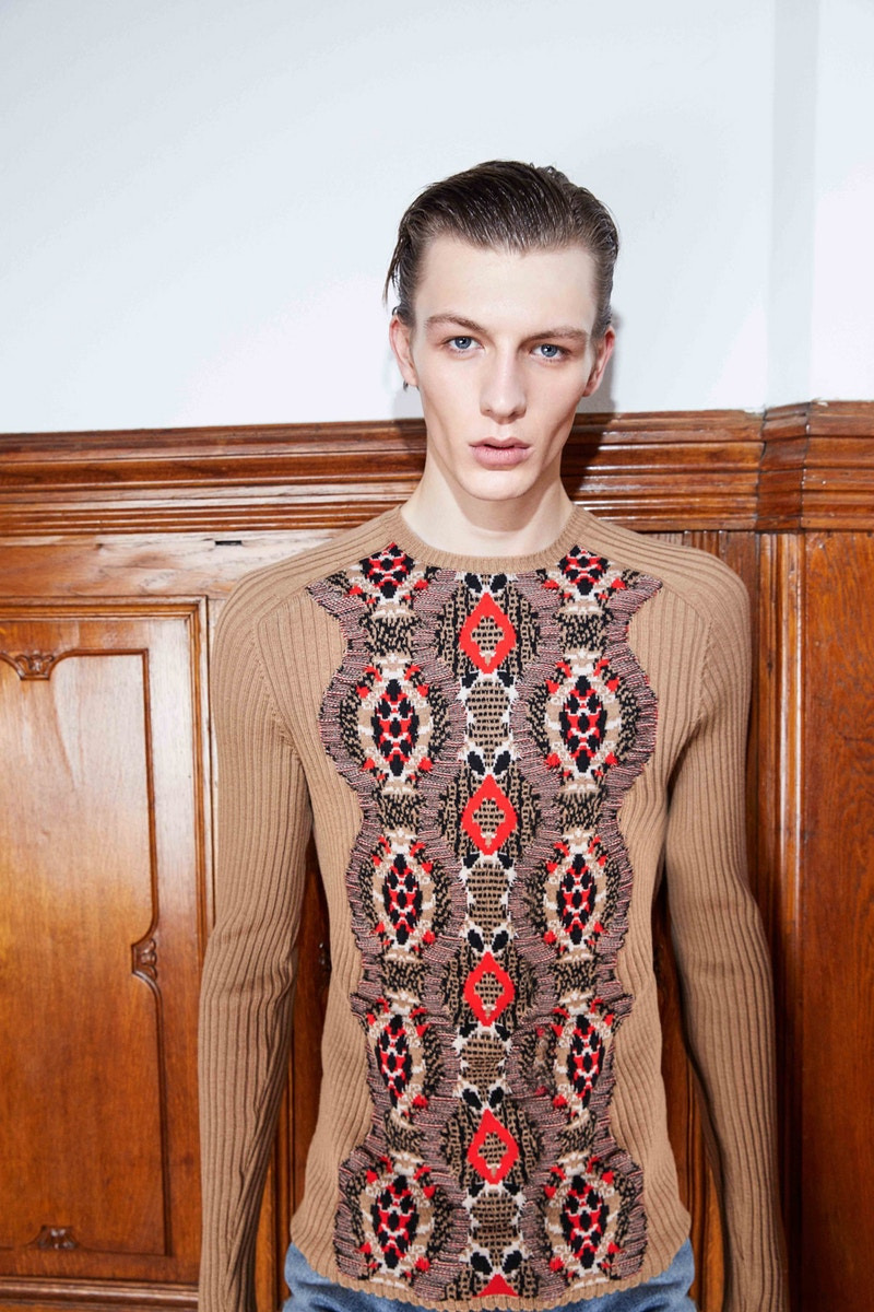 Yalnız kovboy : Roberto Cavalli Pre-Fall’18