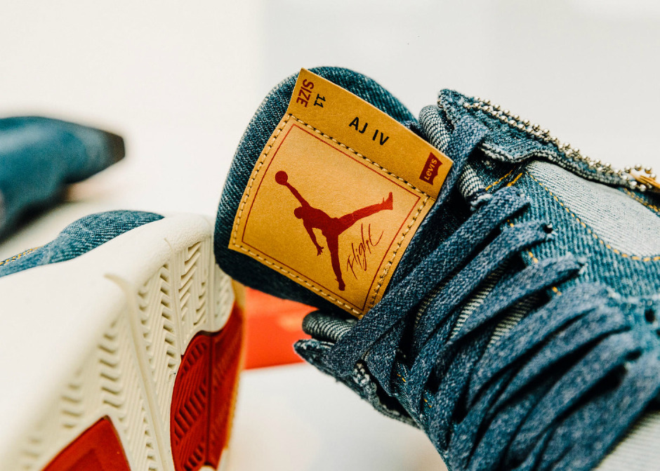Air Jordan ve Levi’s güçlerini birleştirdi