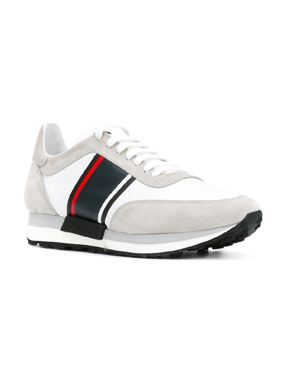 Yeni yine yeniden sneaker