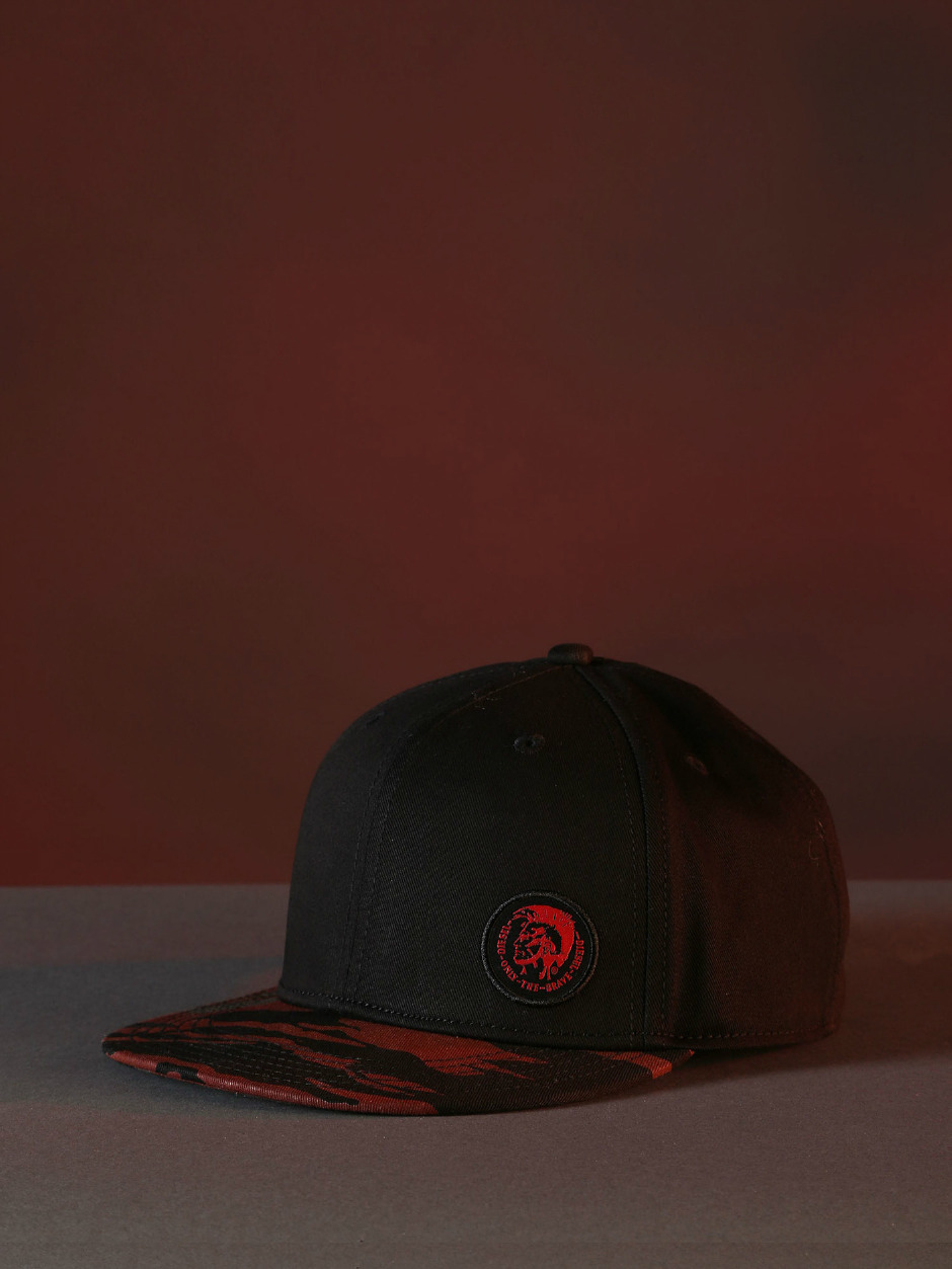 Futbol ve modanın yeni buluşması: Diesel & AC Milan