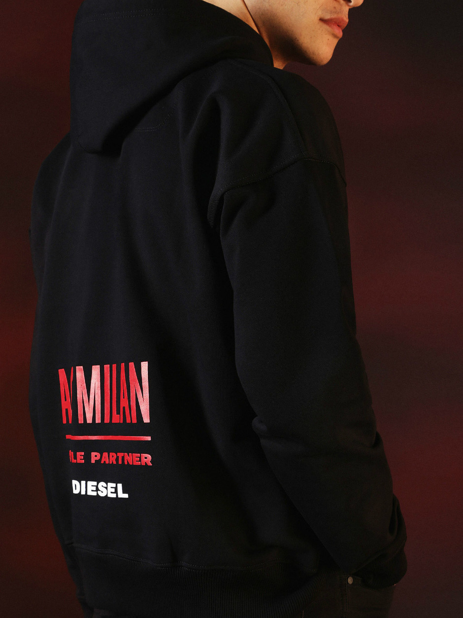 Futbol ve modanın yeni buluşması: Diesel & AC Milan