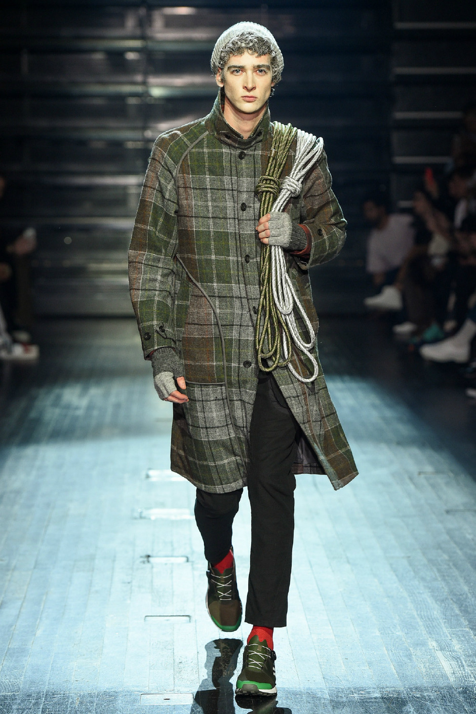 Dağ havası : White Mountaineering