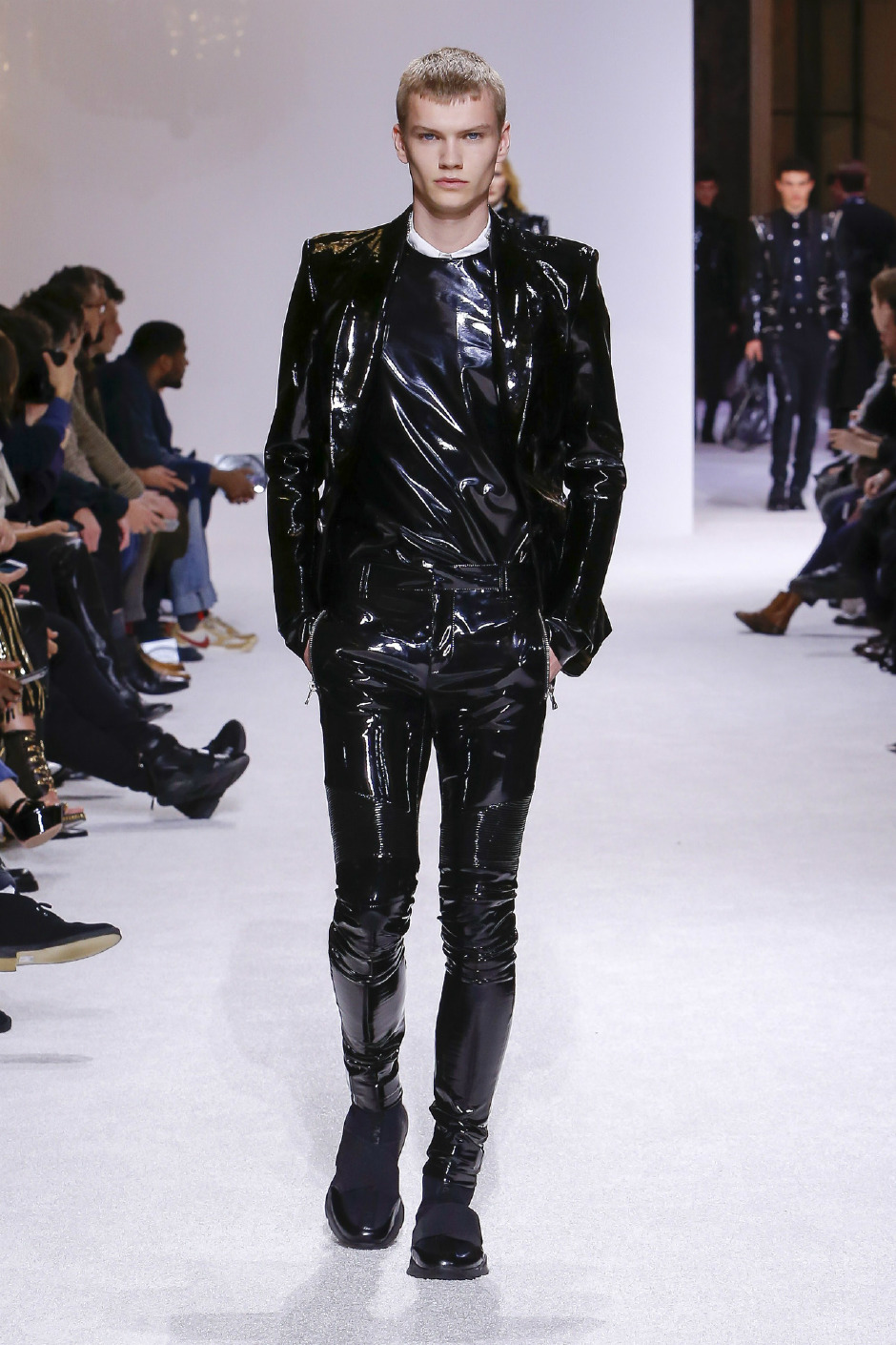 Sıkı siyah: Balmain