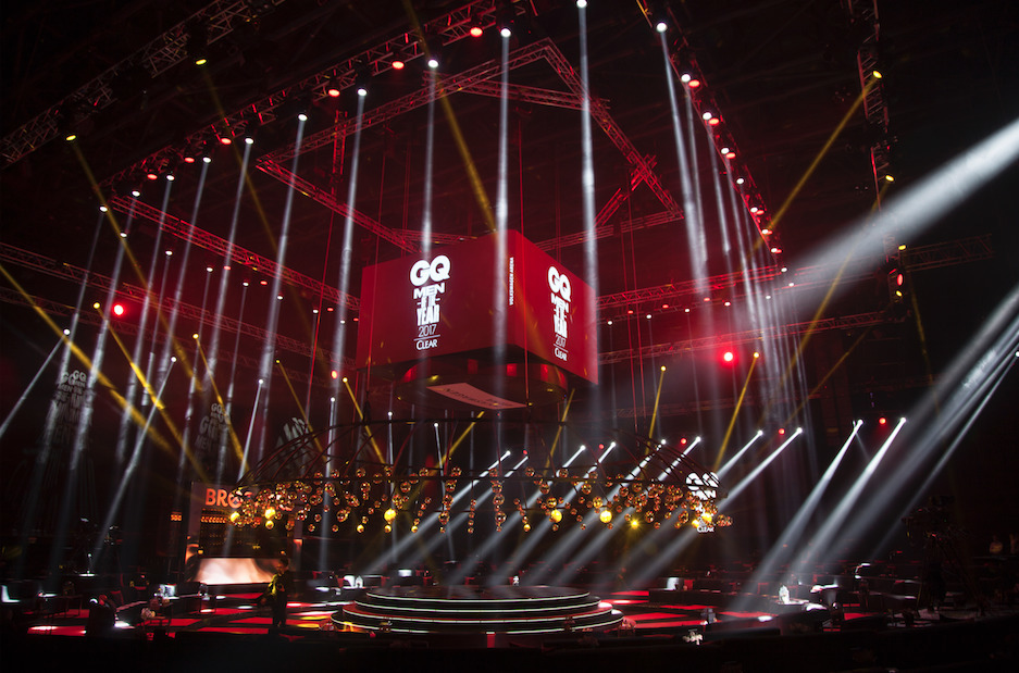 Renkli karelerle Men of the Year 2017