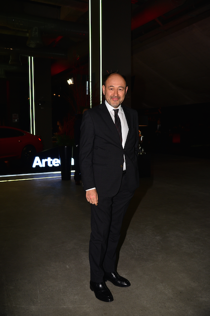 Men of the Year 2017’nin kırmızı halı anları