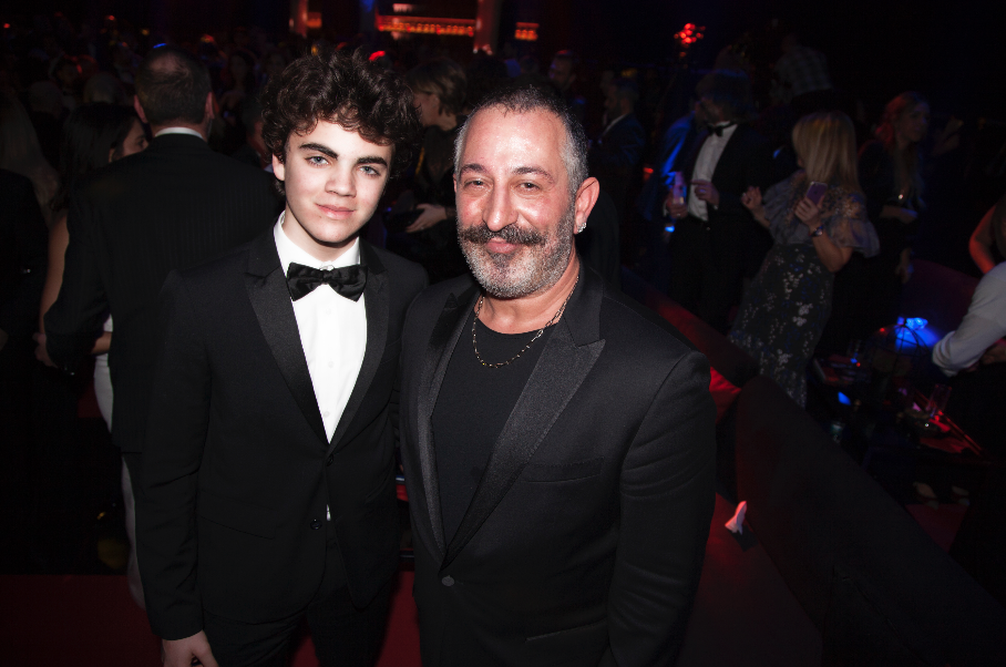 Renkli karelerle Men of the Year 2017