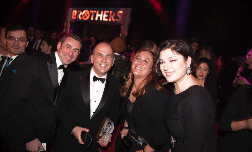 Renkli karelerle Men of the Year 2017