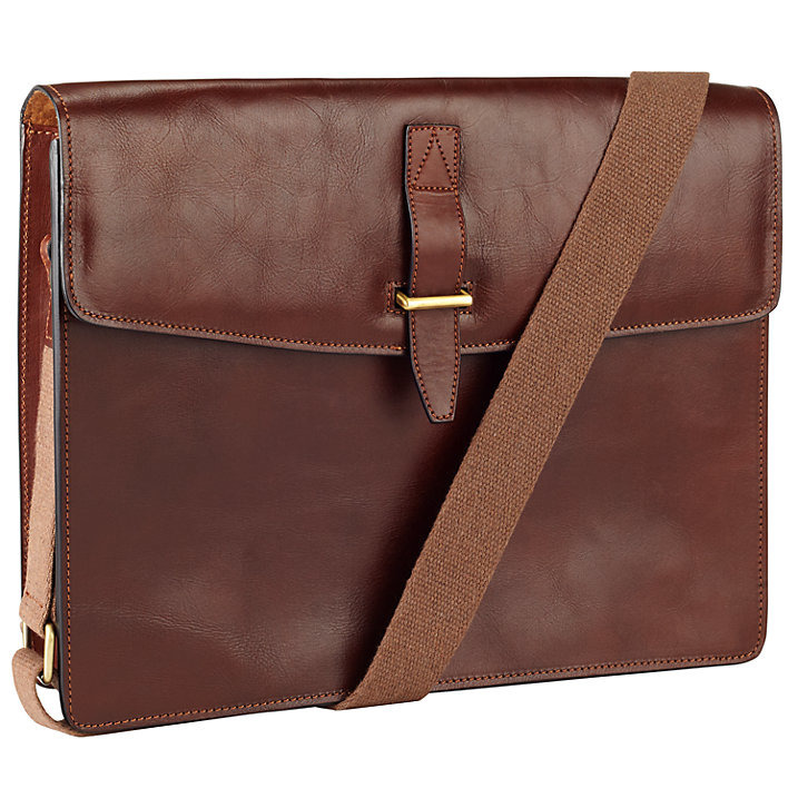 Sahip olmak isteyeceğiniz en iyi 5 postacı çanta