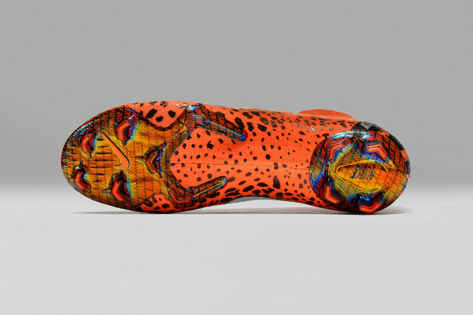 Cristiano Ronaldo’ya özel Nike Mercurial