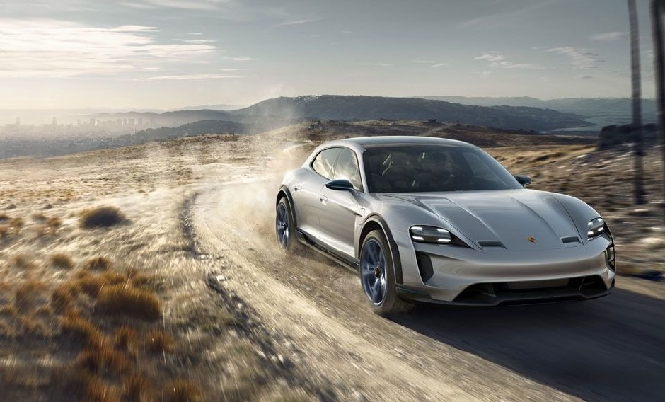 Porsche, Tesla’nın tahtına göz dikti