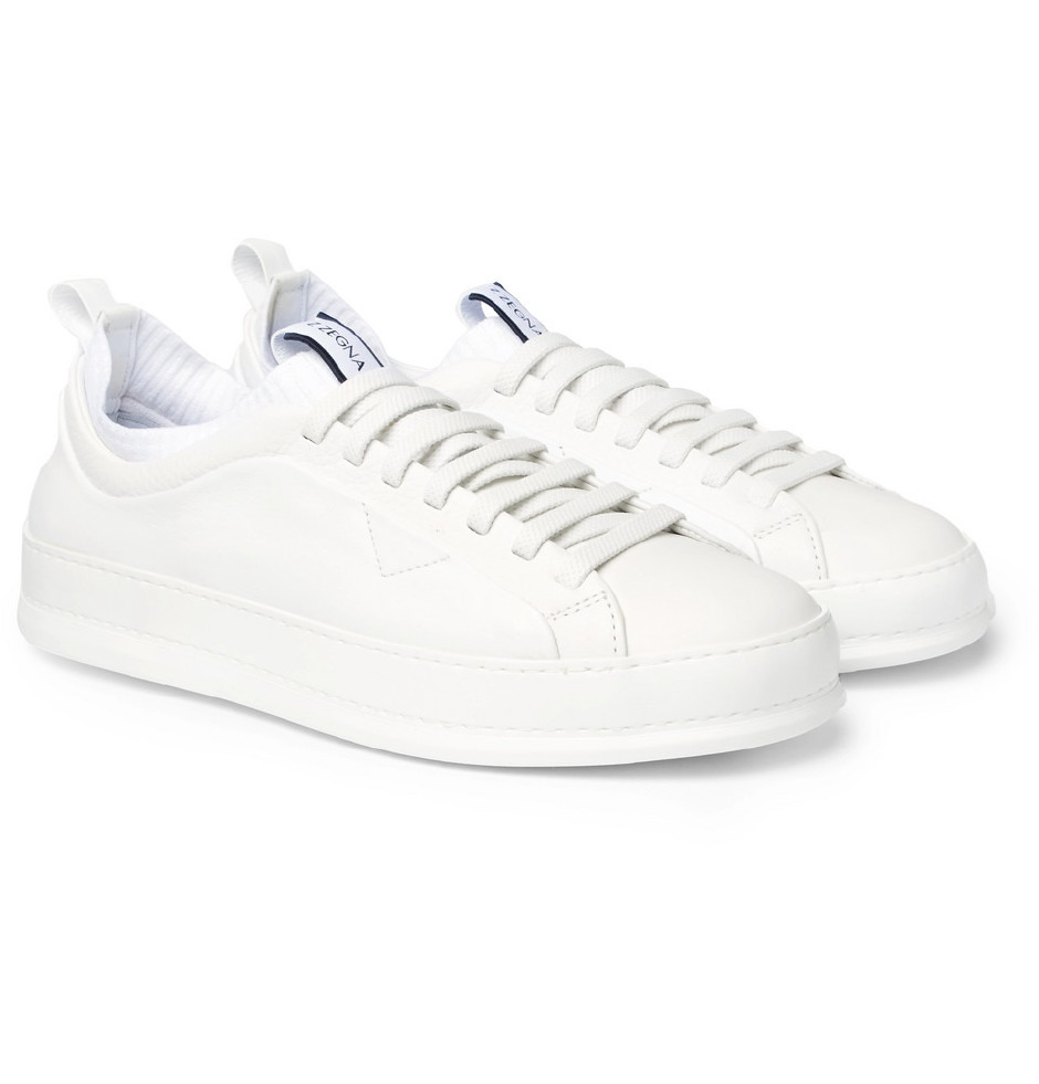 Baharın gelişi yeni sneaker'lardan belli