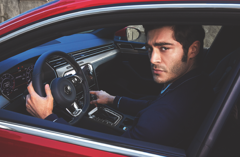 Burak Deniz ile sanatın eserine ilk bakış