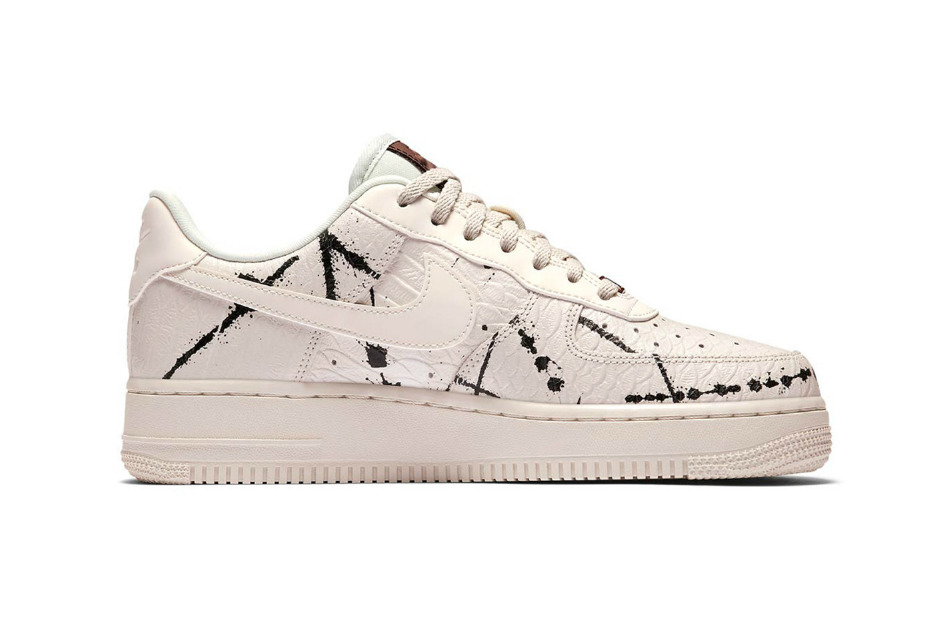 Nike Air Force’un yeni modeli “Phantom Snakeskin”