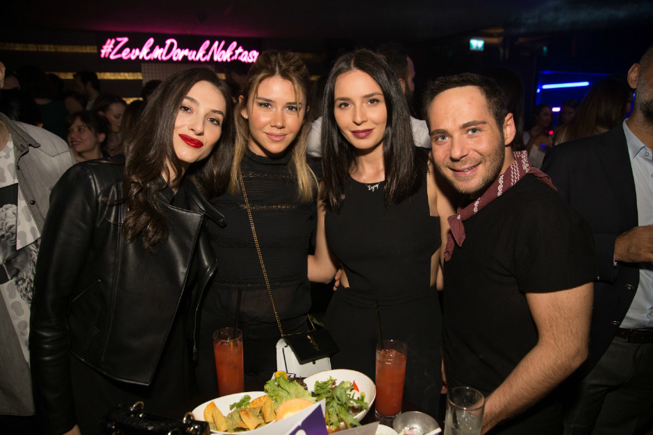 GQ x Durex Intense partisinden kareler