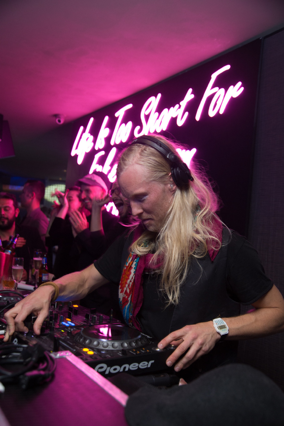 GQ x Durex Intense partisinden kareler