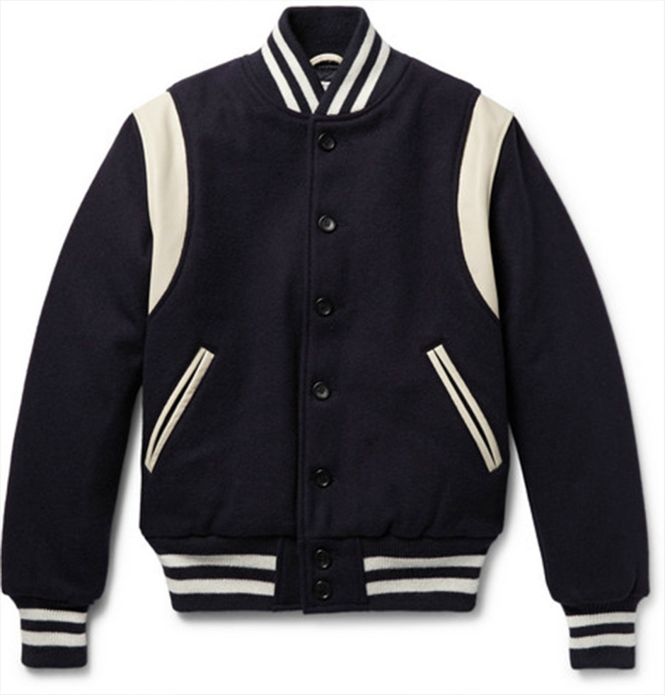 Oh be, sonunda Leo da iyi giyiniyor