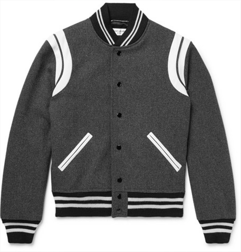 Oh be, sonunda Leo da iyi giyiniyor