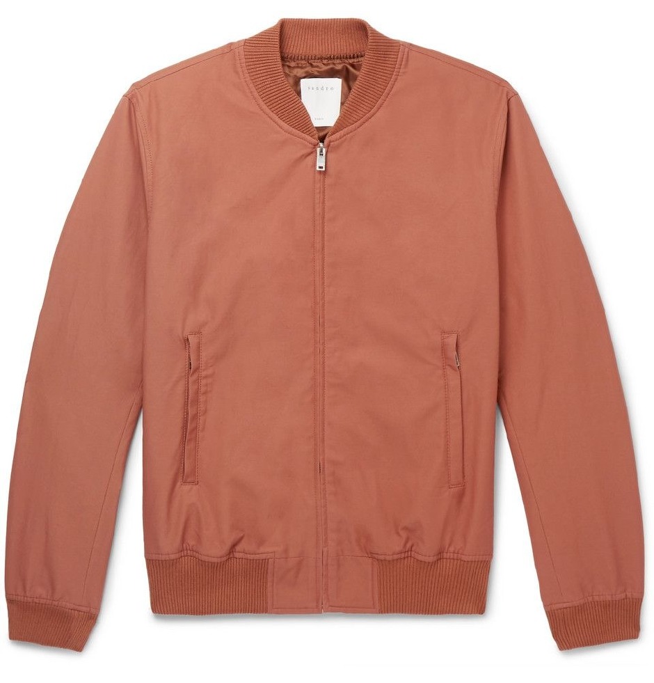 Akdeniz’in güneşinden ilham alan koleksiyon