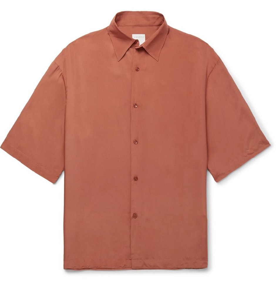 Akdeniz’in güneşinden ilham alan koleksiyon